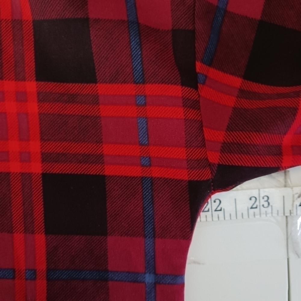 Lightweight plaid crewneck - Picture 5 of 6